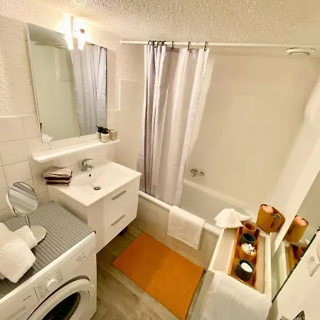 La Parenthese Inattendue, En Plein Coeur De *